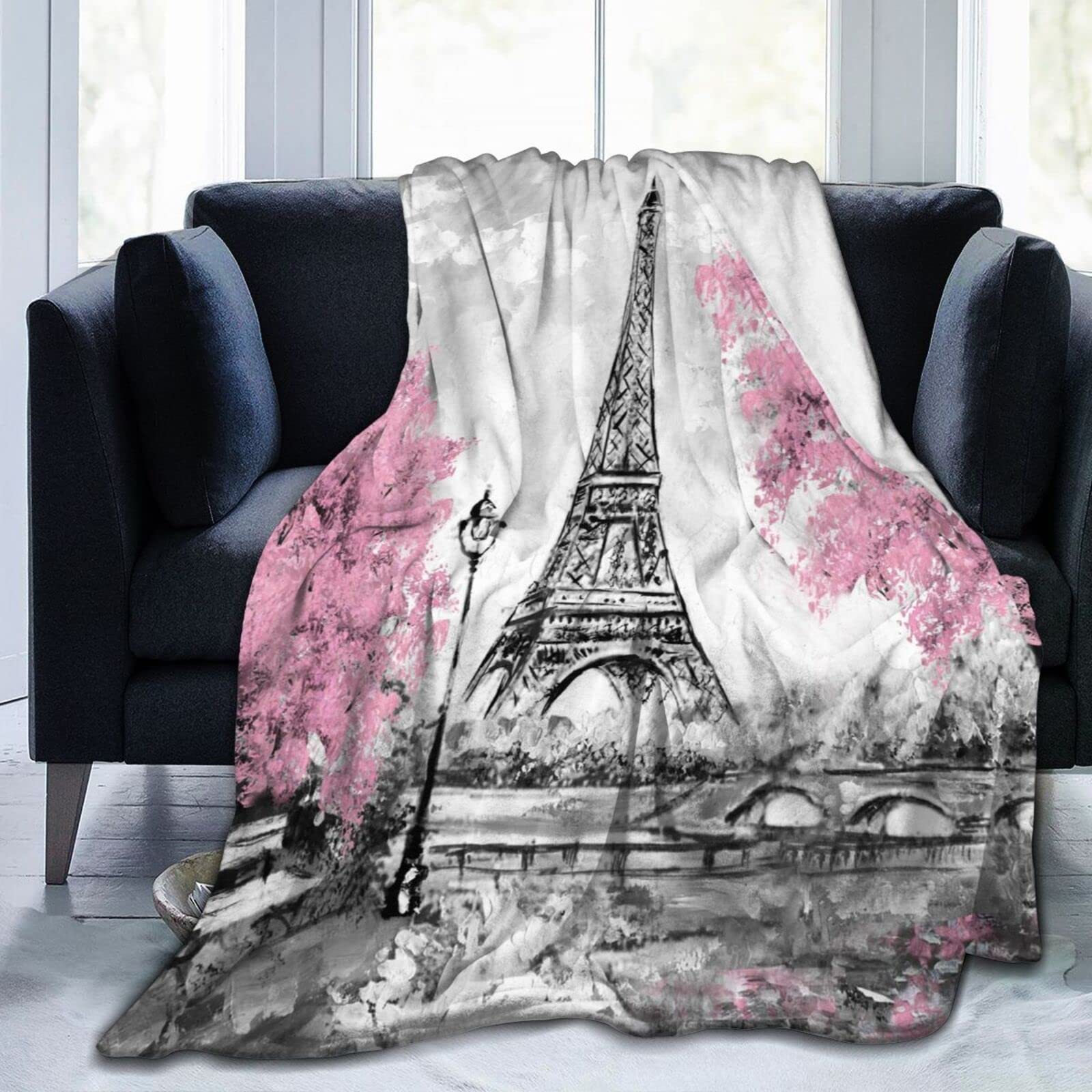 Eiffel Tower in Paris Printed  - Home Textiles Paris avaliação e preço